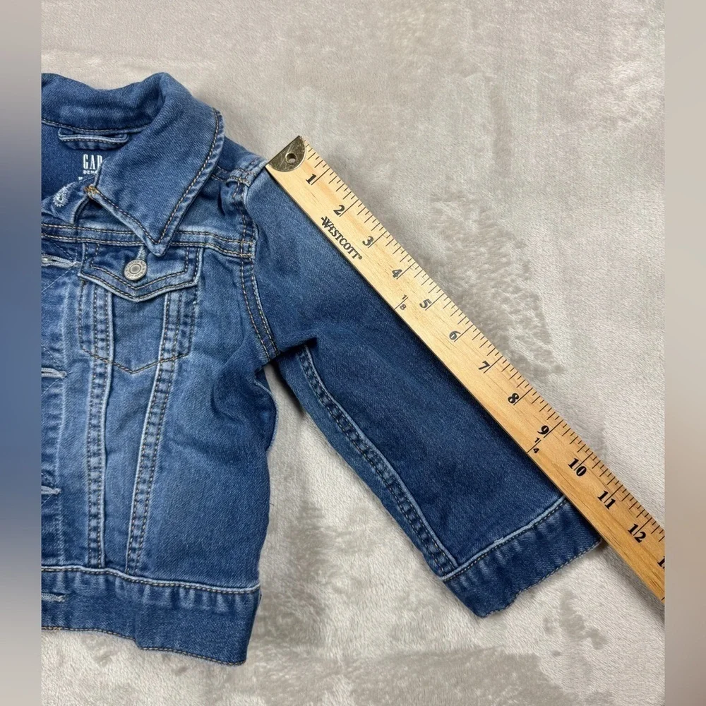 Gap Denim Button Front Collared Girl’s Blue Jeans Jacket Size 18-24 Months